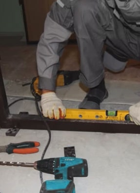 Сколько по времени устанавливают входную металлическую дверь?